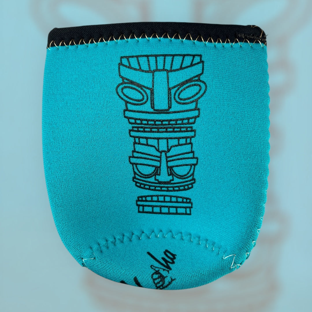 Liam Tiki Docks Cannibal Drink Can Koozie in Teal